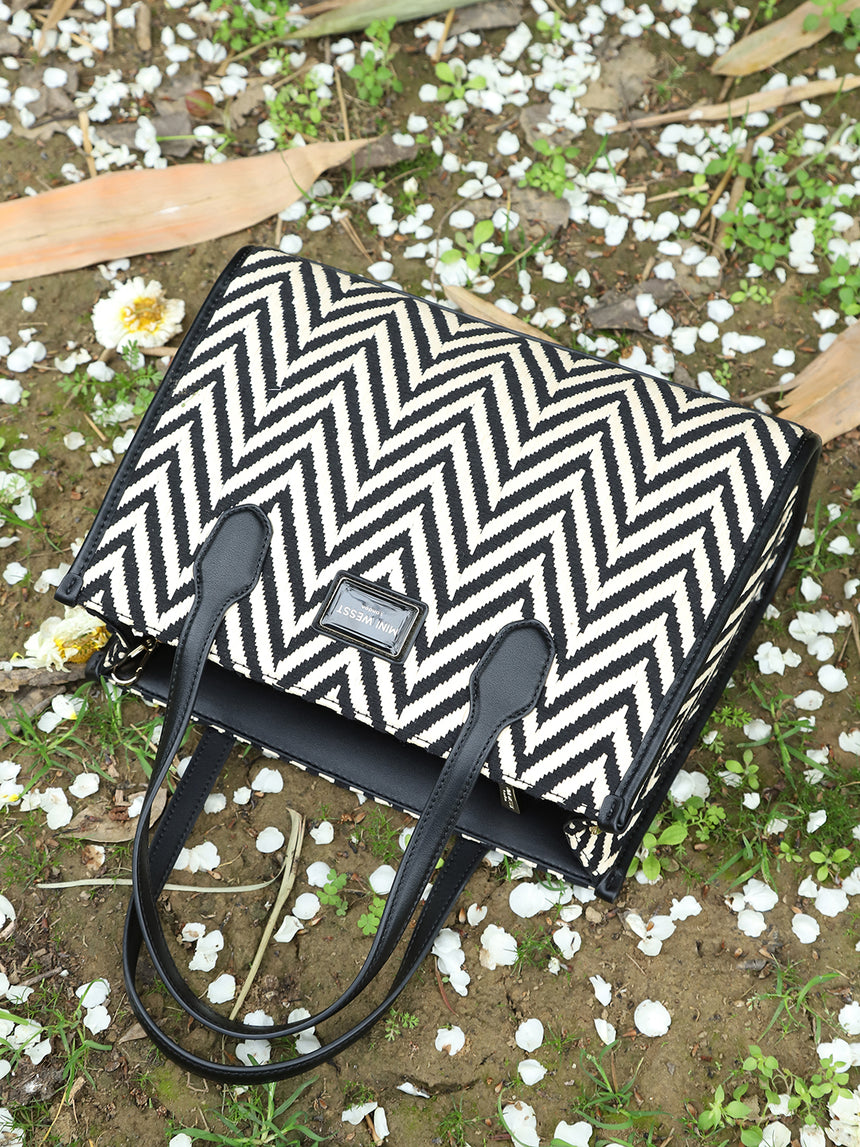 BOULEVARD LUXE HANDBAG