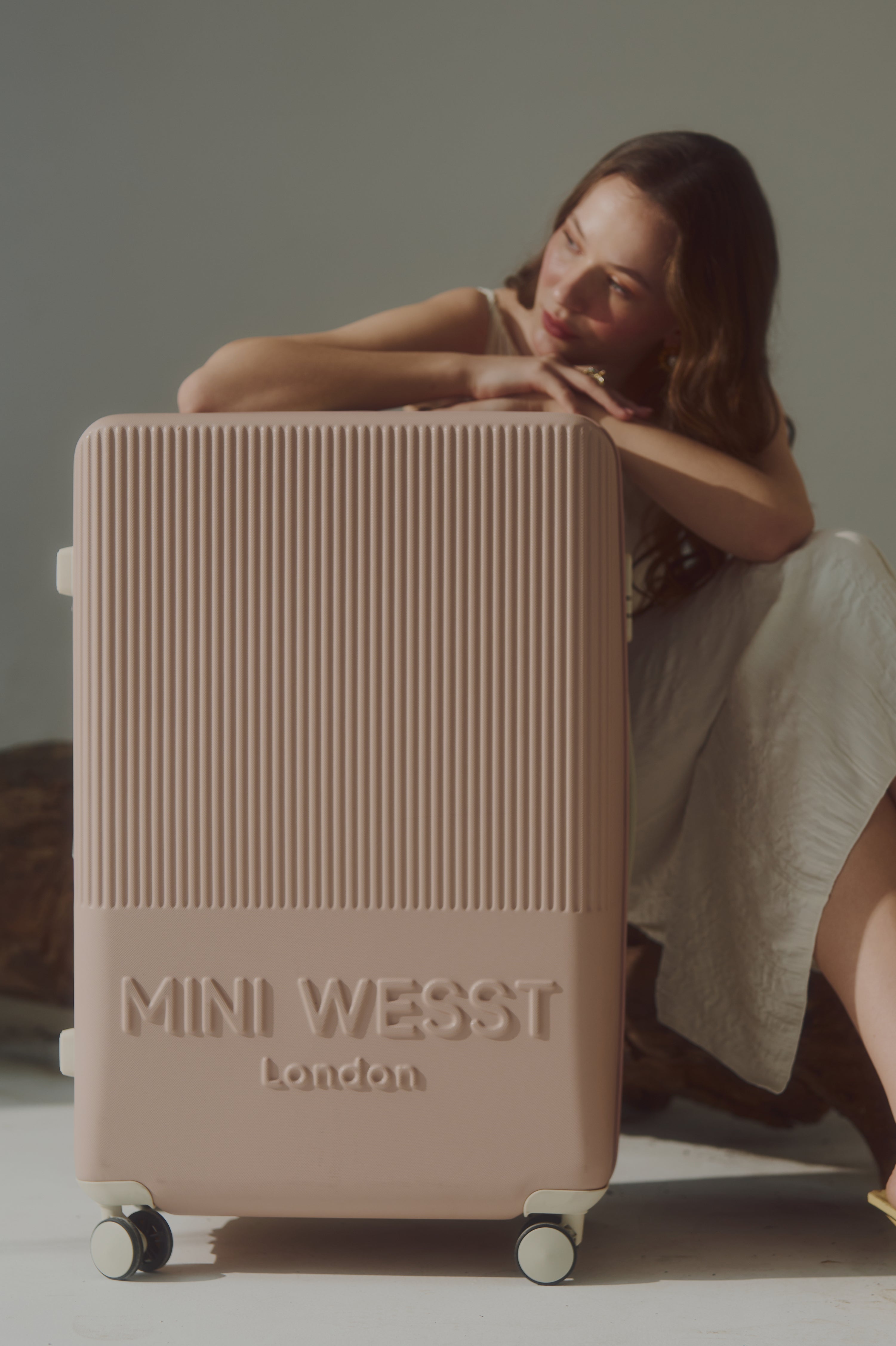 Mw London Pink Large Luggage – Miniwesst