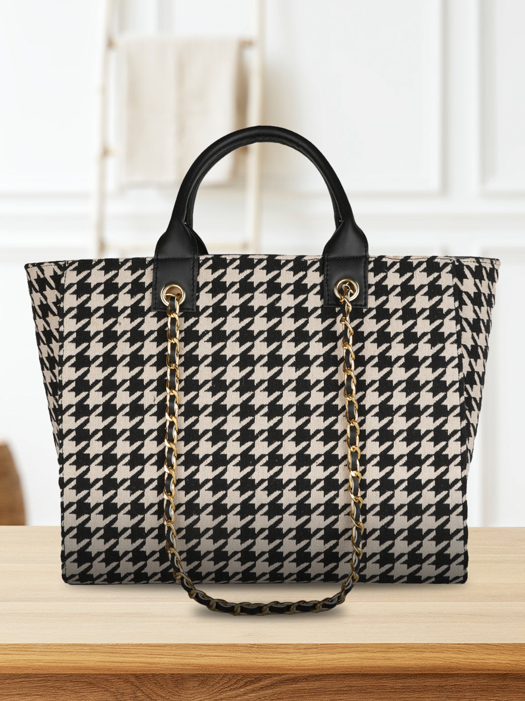 Collection and Co - Cassia Houndstooth Mini Shoulder Bag | Black