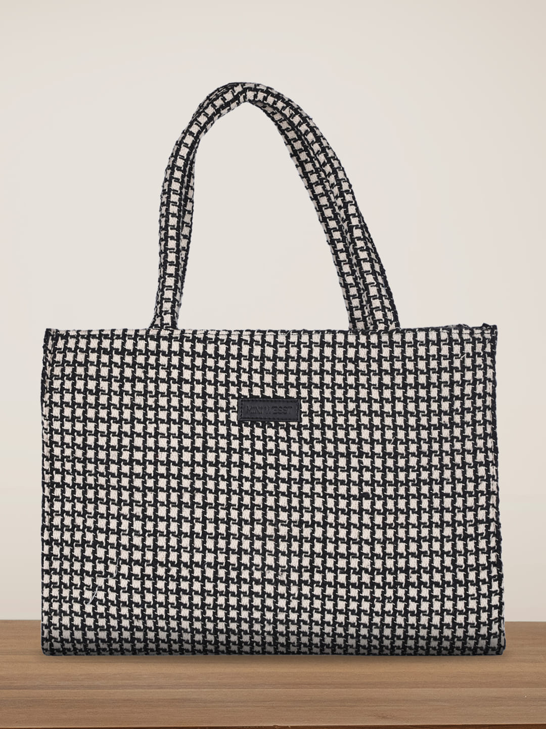 MINI WESST Black And White Graphic Tote Bag(MWTB118PR)
