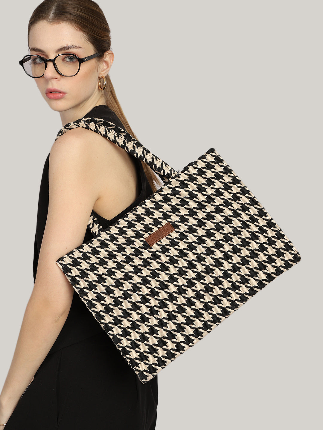 London Missy Tote