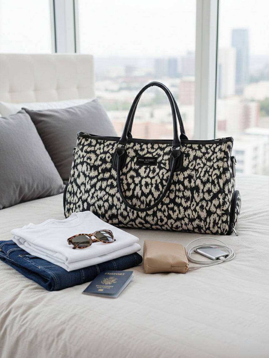 Wall Street Black and White London Duffle Bag