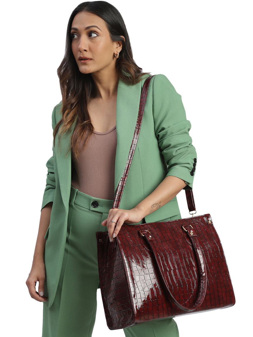 Office On The Go Tote Bag