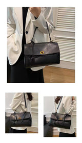 NOVA HANDBAG
