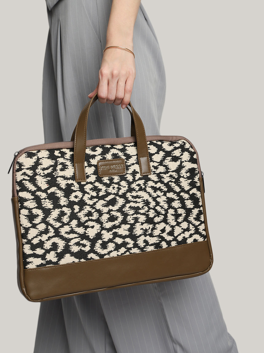 Bourbon Brown London Street Bag With Pouch