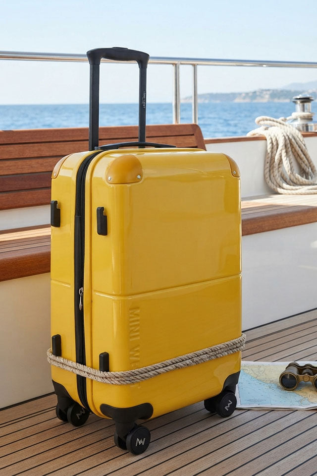 Decembers Medium Luggage