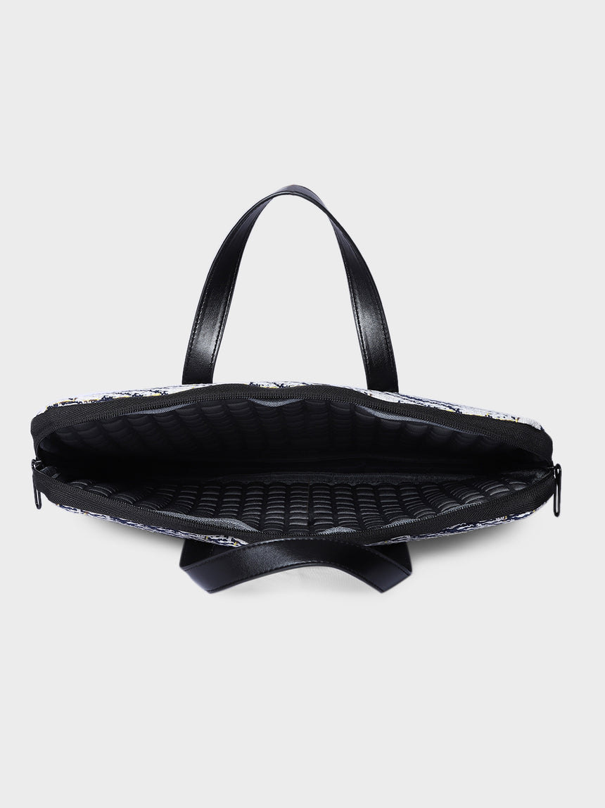 Bourbon Blue London Street Bag With Pouch