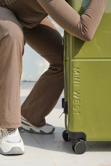 Decembers Large Luggage