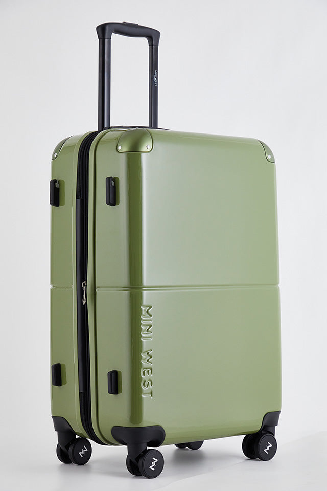 Decembers Medium Luggage