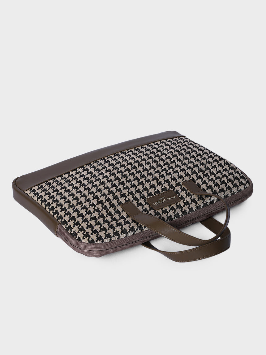 Bourbon Brown London Street Bag With Pouch