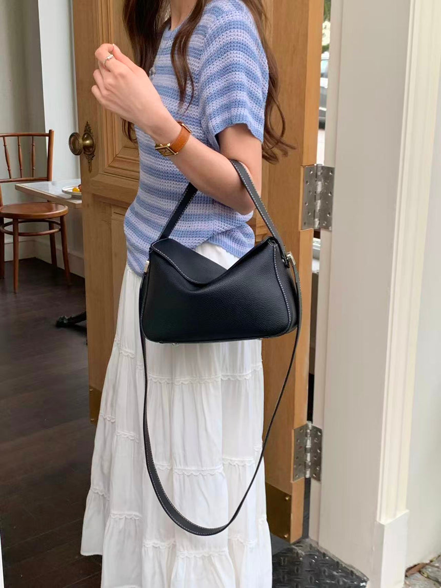 Leia Black Sling Bag