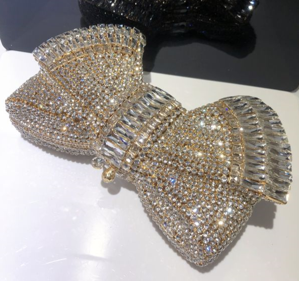 Bow clutch