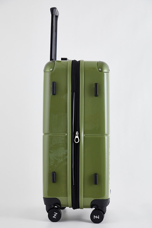 Decembers Medium Luggage