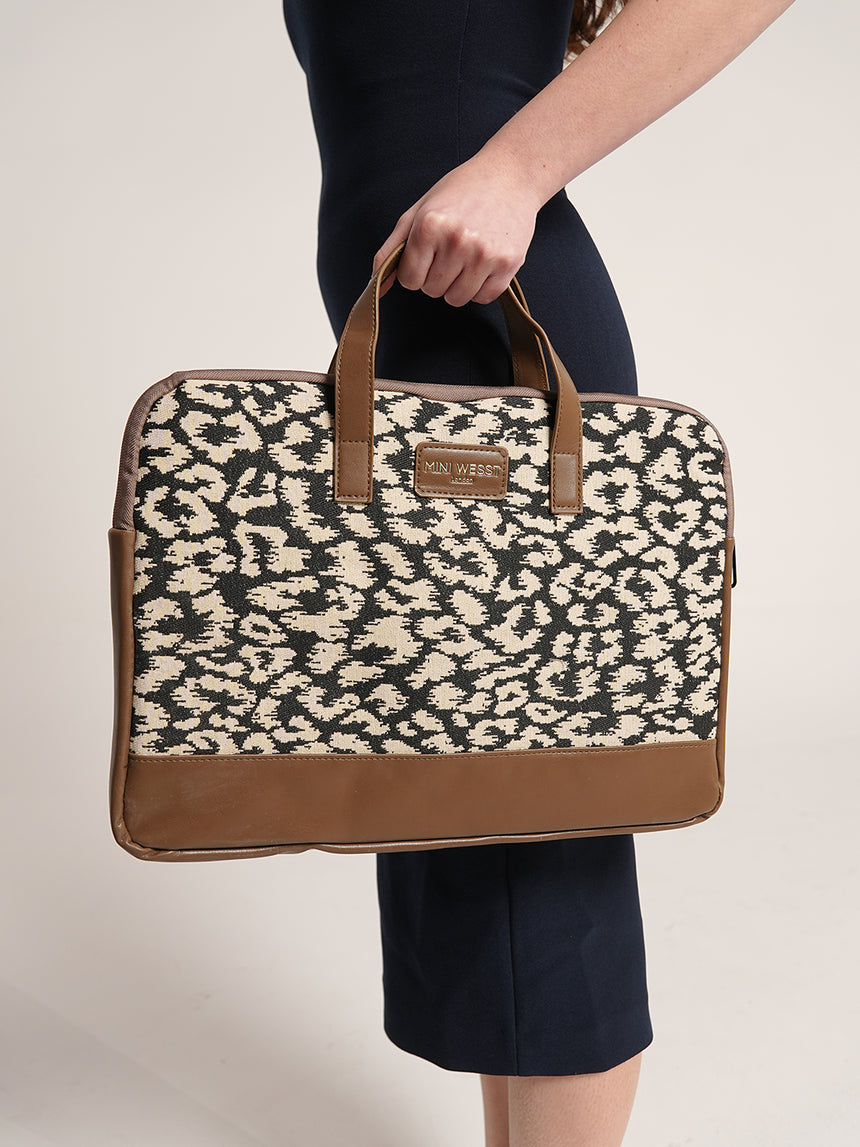 Bourbon Brown London Street Bag With Pouch