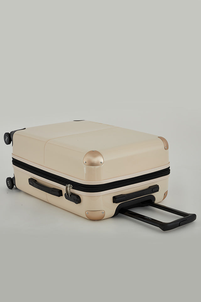 Decembers Medium Luggage