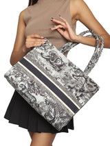 Women's Graphic Printed Canvas Tote Bag