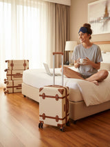 EMILY IN PARIS SET OF 3 LUGGAGE