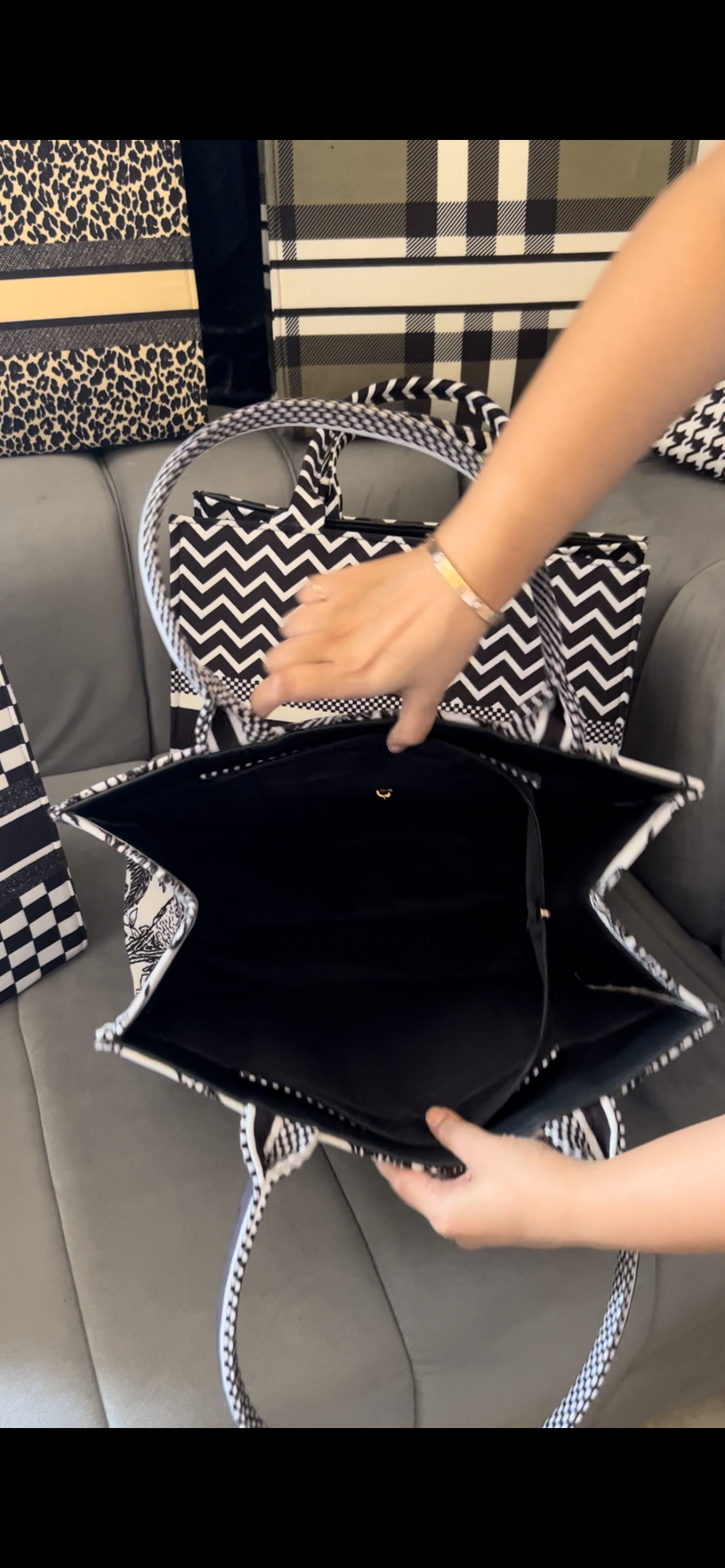 Mini Wesst Multi Color chequered tote bag(MWCUS007)
