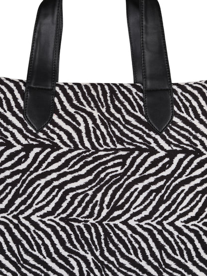 MINI WESST Black And White Textured Tote Bag(MWTB096ZEB)