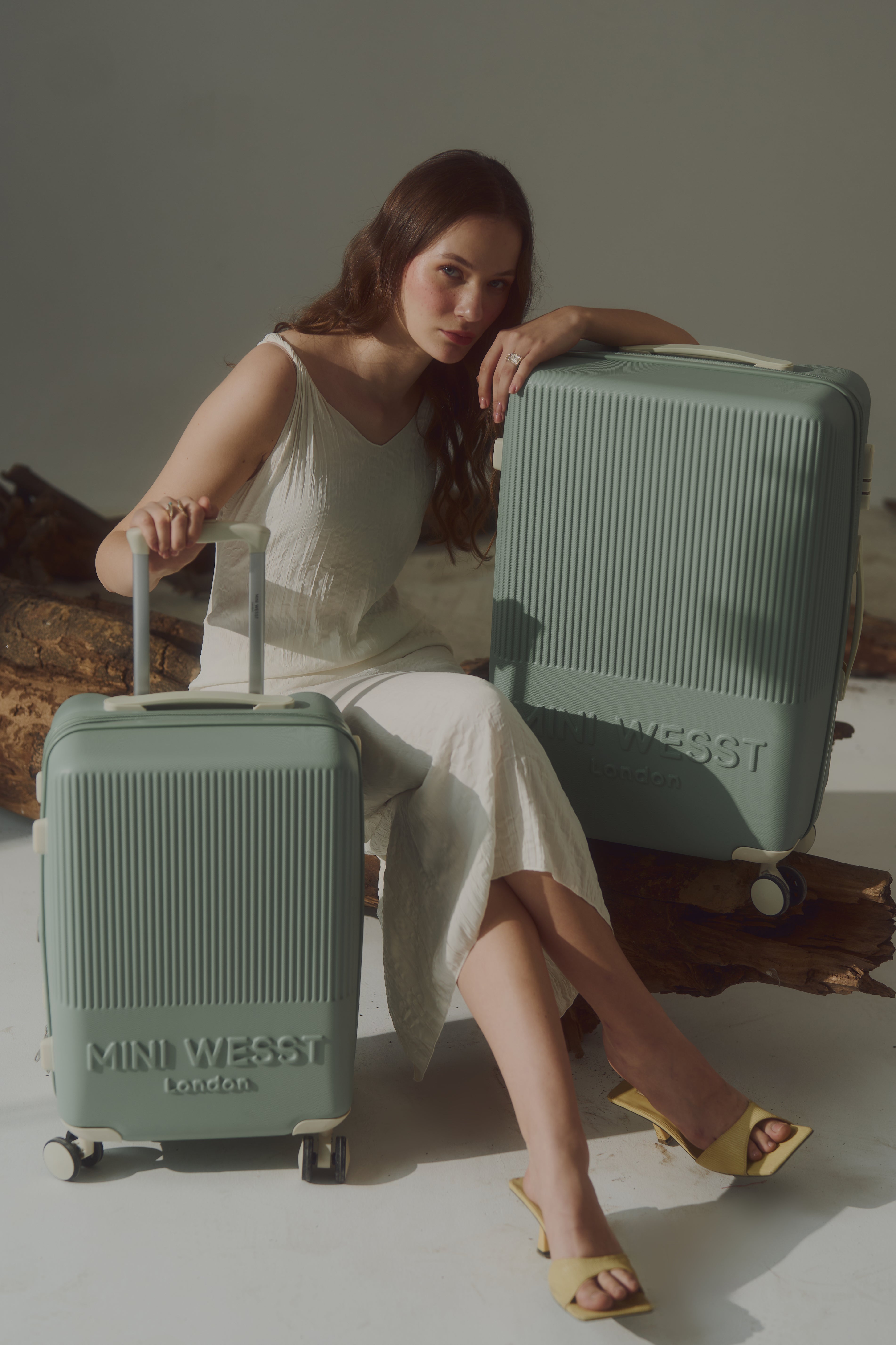 MW LONDON SET OF 2 LUGGAGE