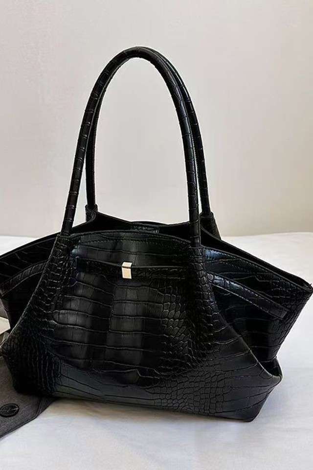 Hana Black Croco Totebag