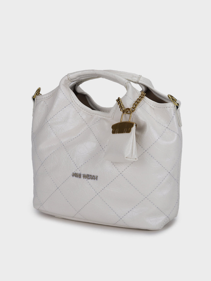 Leslie White Handbag With Charm