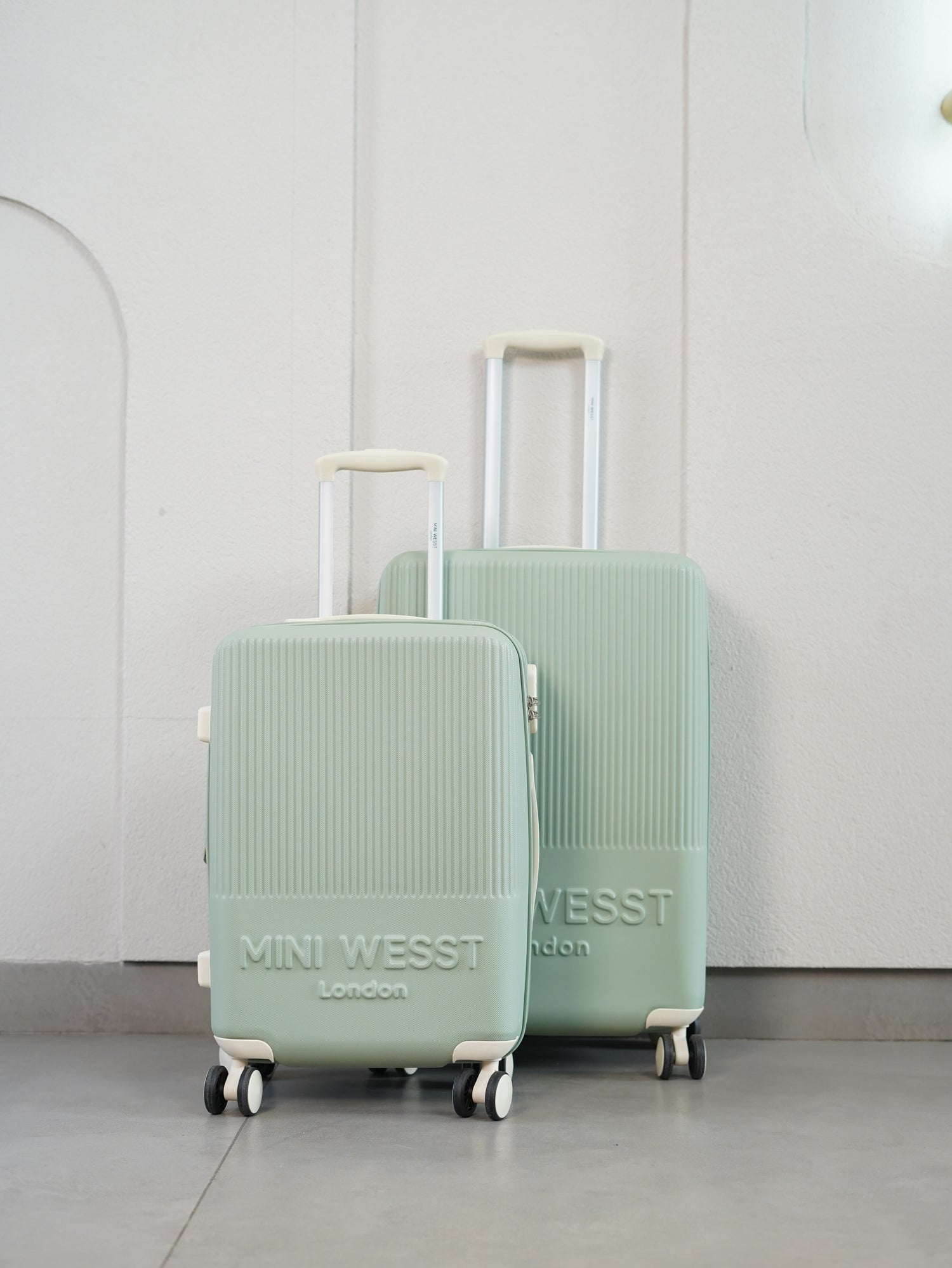 Mw London Green Set Of 2 Luggage