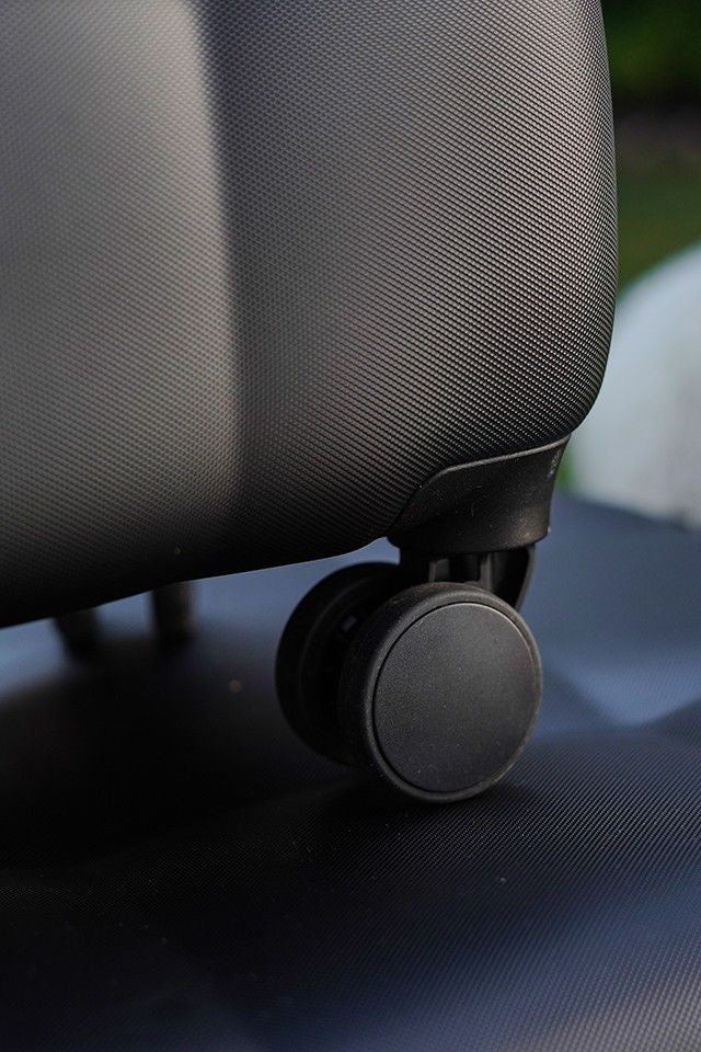 Marvel  Cabin Black Small