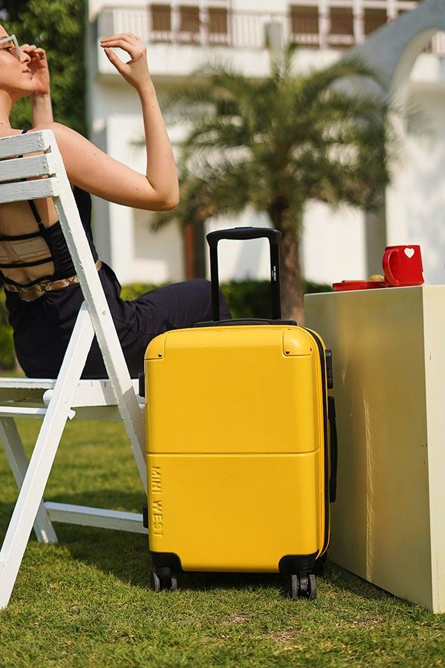 Decembers Small Luggage