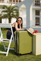 Decembers Large Luggage