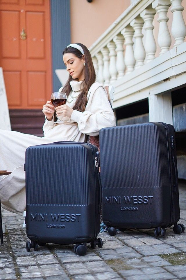 Mw London Black Set Of 2 Luggage
