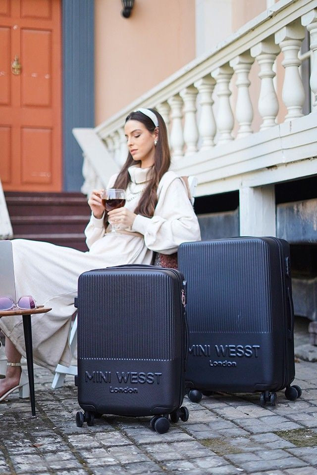 Mw London Black Set Of 2 Luggage