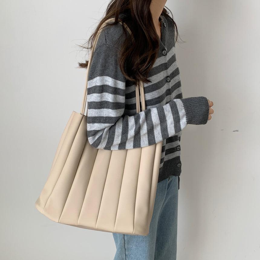 Leo Beige Shoulder Bag With Pouch