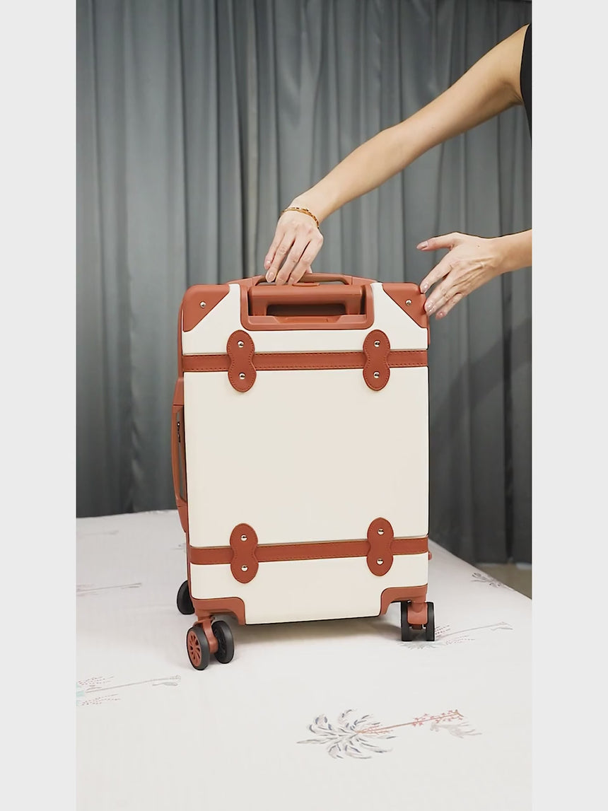 EMILY IN PARIS SET OF 3