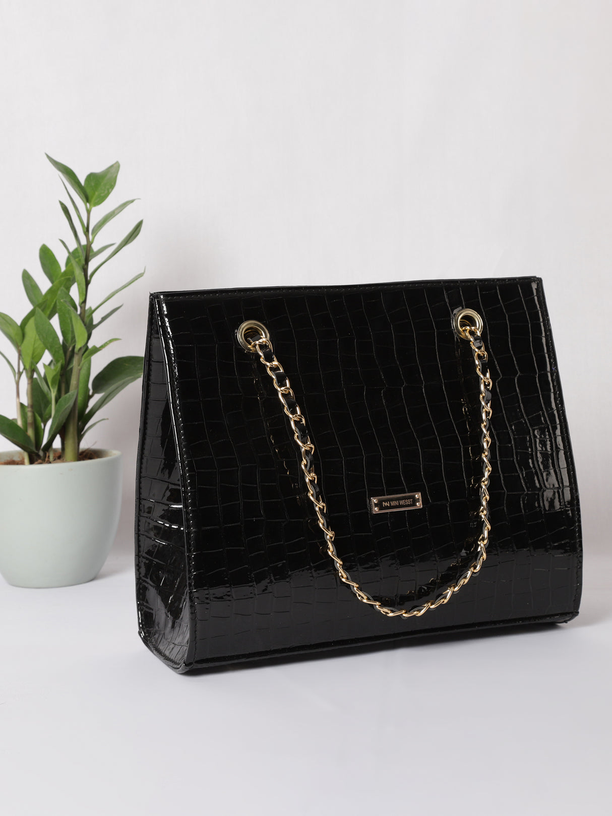 Women's Black Handbags